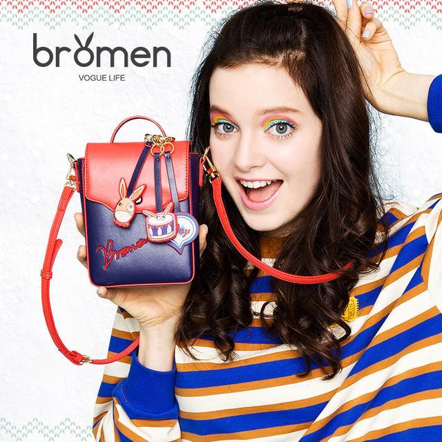 戚薇背的复古包,戚薇同款斜挎兔子包