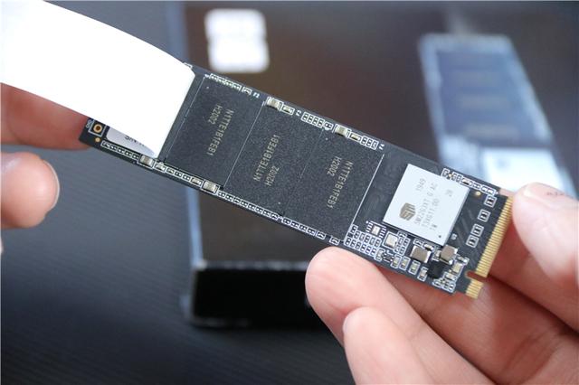 正版系统更换ssd怎么迁移系统,如何把原来的系统搬到新的ssd