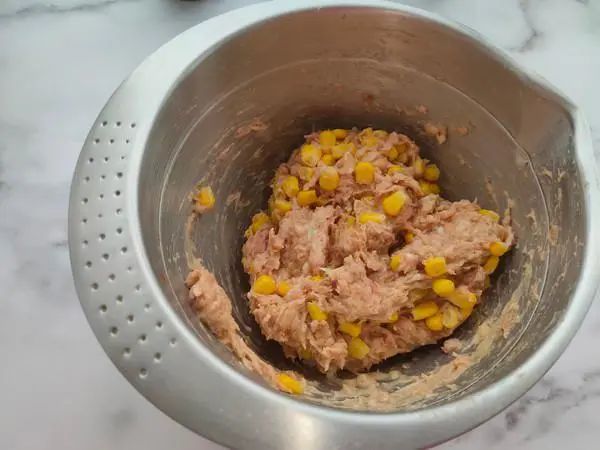 自己做香肠教程,自己在家做香肠需要煮熟吗