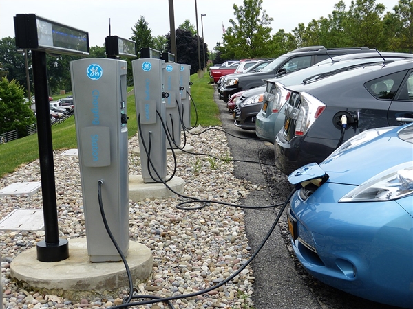 纯电动车三年后保值率排行,纯电动车三年保值率排行