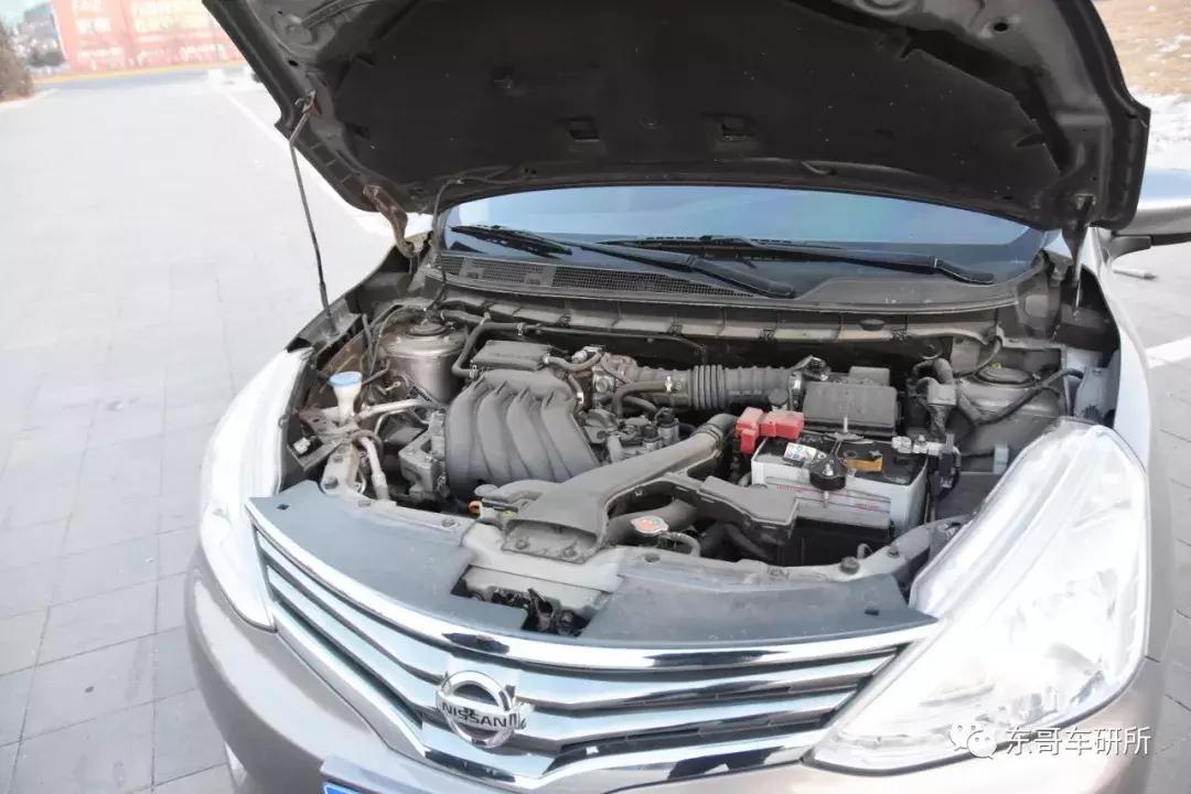 尼桑骊威满载拉货,日产骊威二手车拉人拉货两不误