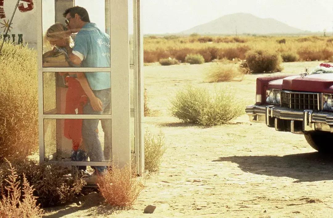 昆汀电影好莱坞往事,好莱坞鬼才导演昆汀十部经典电影