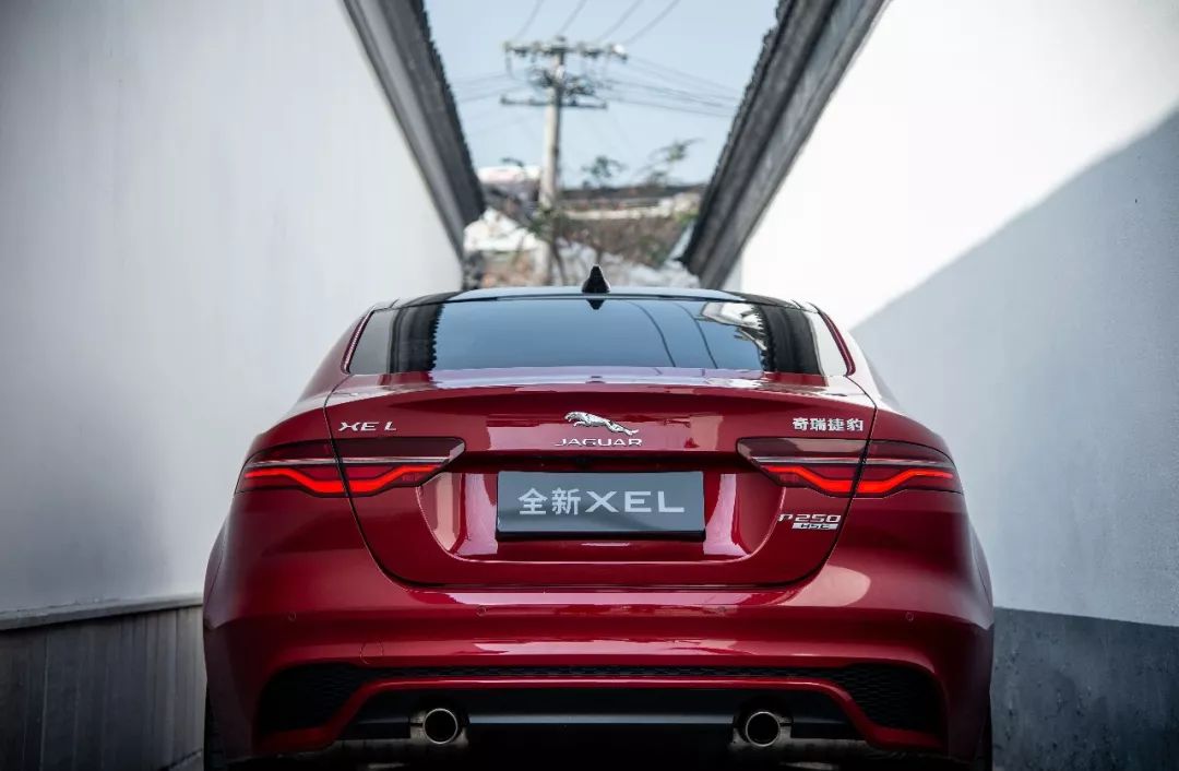 昆明秋名山弯道超车小试捷豹xel,彩云之巅抢先试驾全新捷豹xel