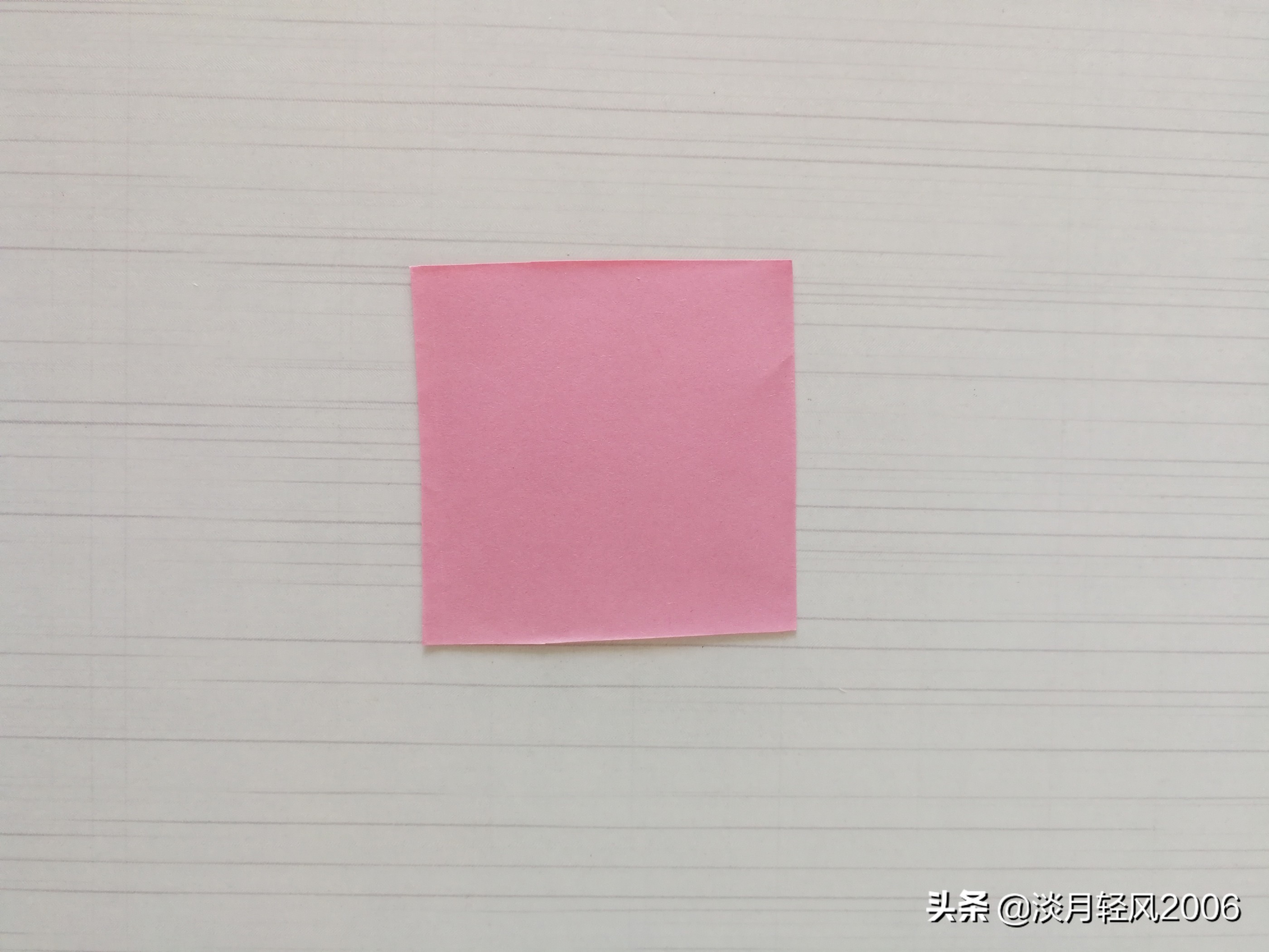 用小方块纸做一个手工,用纸怎样做一个小立方体