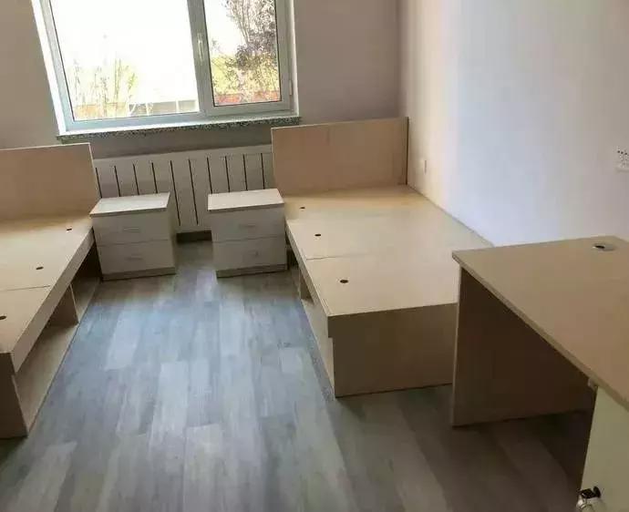 东北大学秦皇岛分校天价住宿费,东北大学秦皇岛生活费