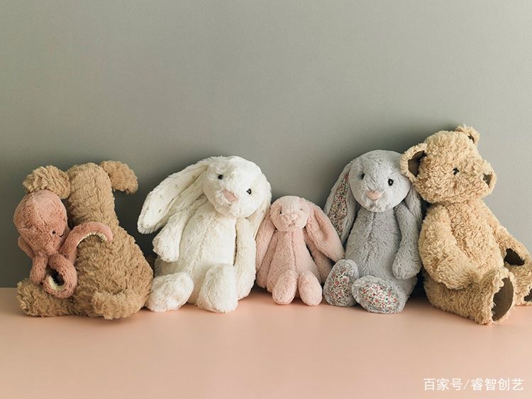 jellycat玩偶配衣服,jellycat每个玩偶都有名字吗