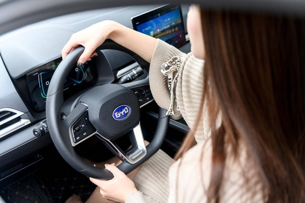 比起钻石我更喜欢水晶，我是e2女孩