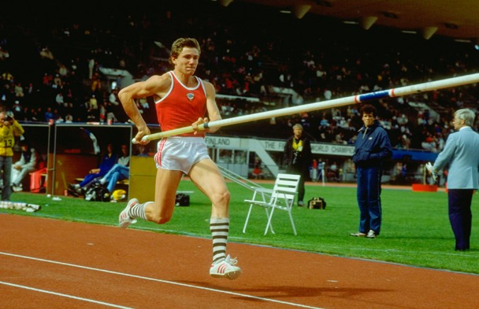 是谁打碎了布勃卡的纪录,破了4次世界纪录