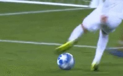 利物浦马内突破禁区视频,克洛普谈马内犯规