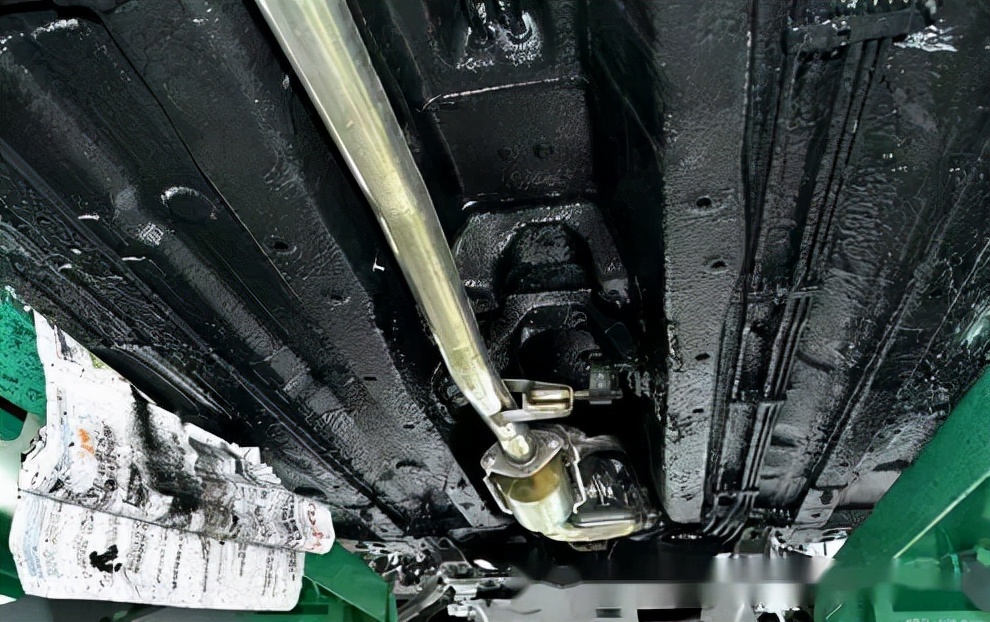 底盘装甲有什么猫腻,底盘装甲到底值不值得装