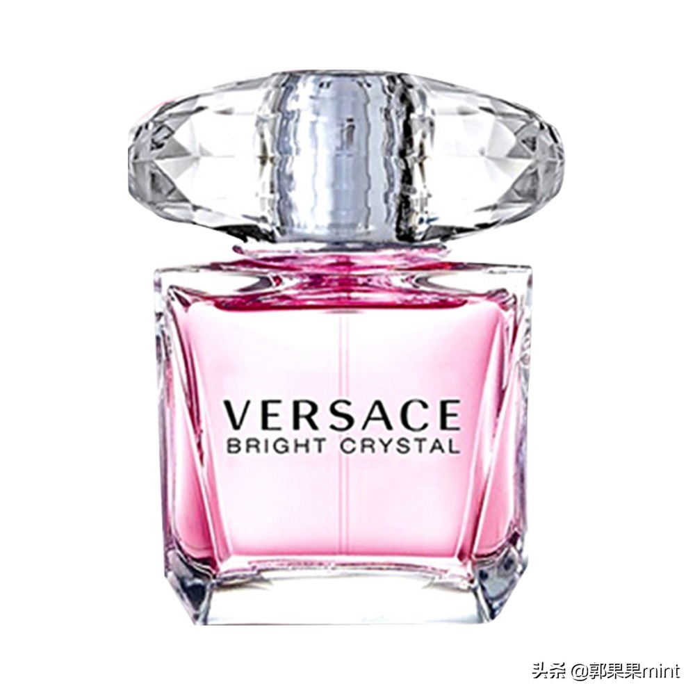 让女生一闻就爱上你的香水,高级感香水让人印象深刻
