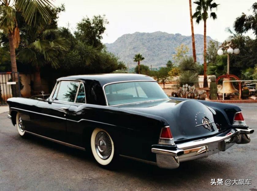 后备箱放备胎地方在哪呢,后备箱下面除了备胎还有什么