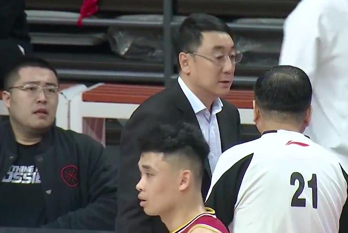 cba裁判罚引风波评价,cba判罚结果改判