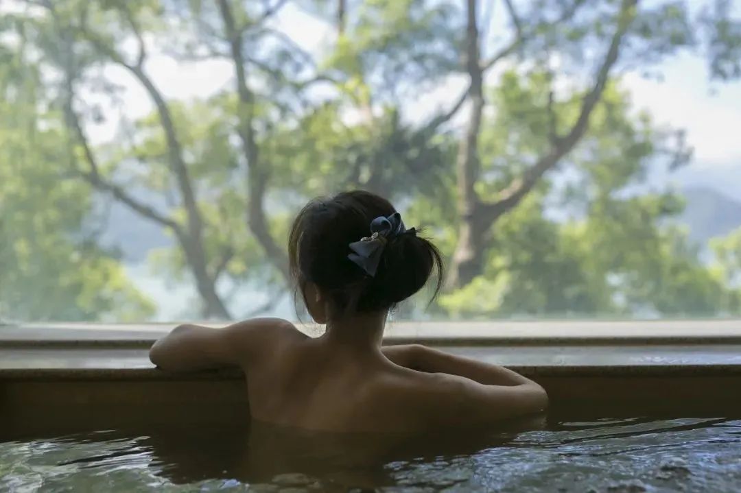 节假日该给女朋友家准备点什么,周末要给女朋友带什么