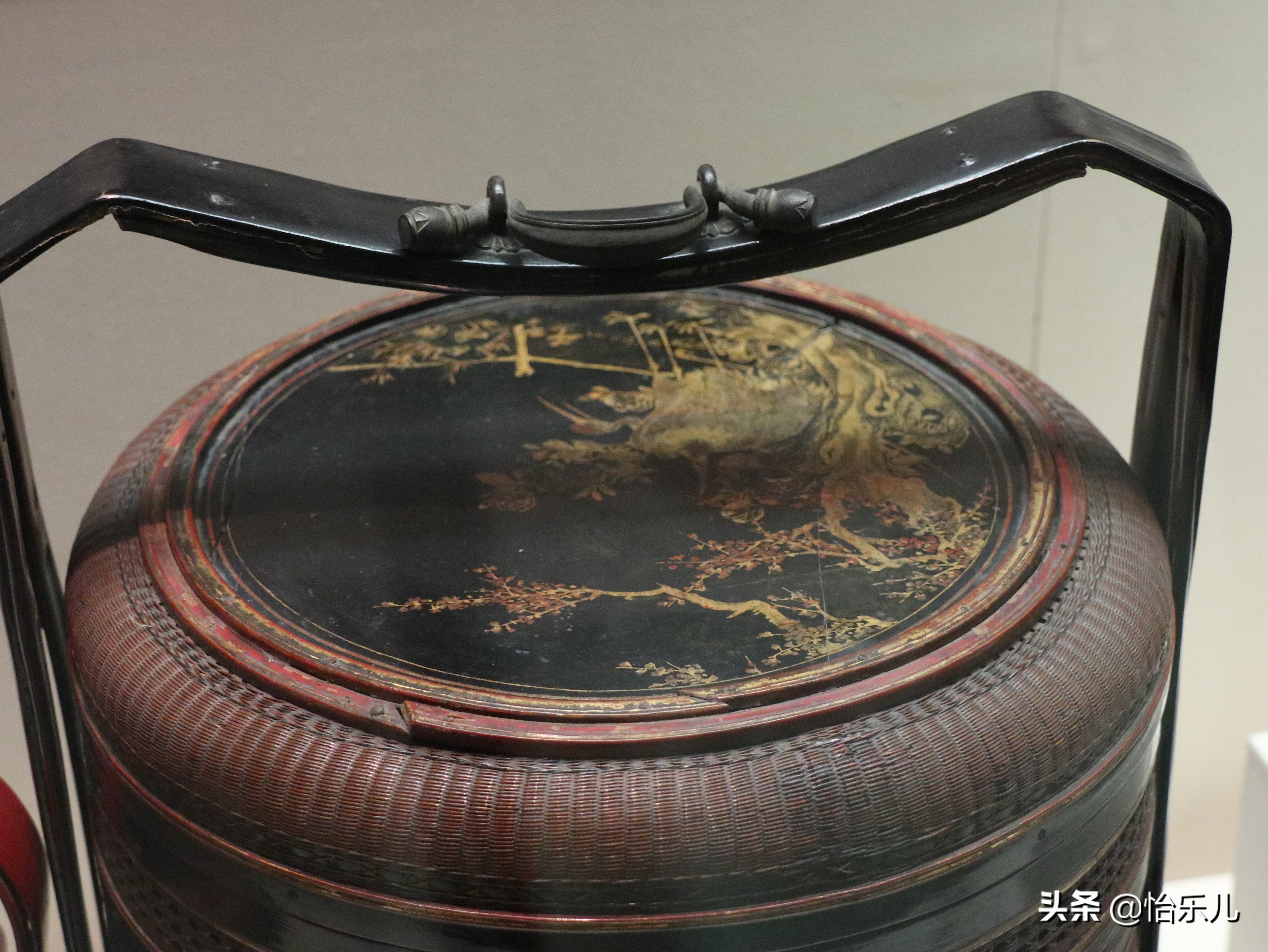 从国家宝藏最美花轿说起，江浙女儿出嫁的十里红妆到底有多燃