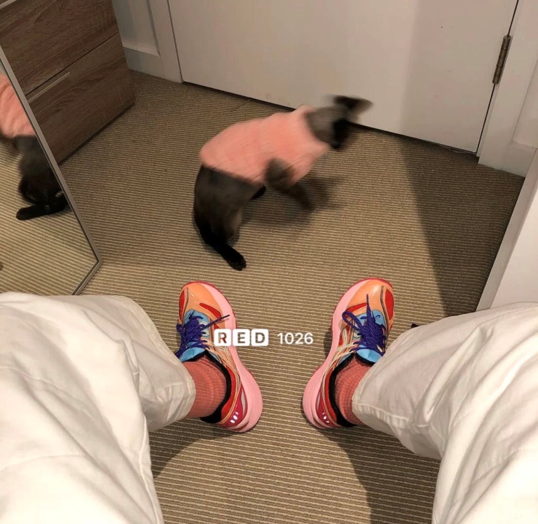 亚瑟士樱花粉跑鞋,亚瑟士最值得入手的一款跑鞋