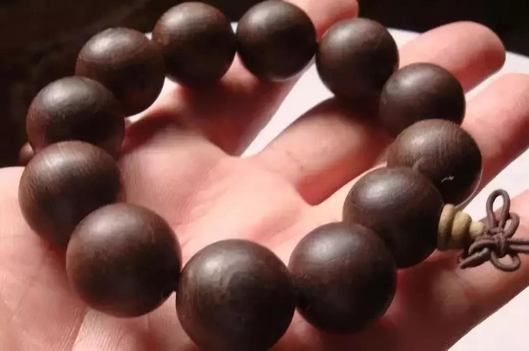 木质手串种类讲解,十大木质手串排行榜图片