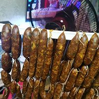 灌家常味的香肠做法,灌香肠肉馅需不需要加水