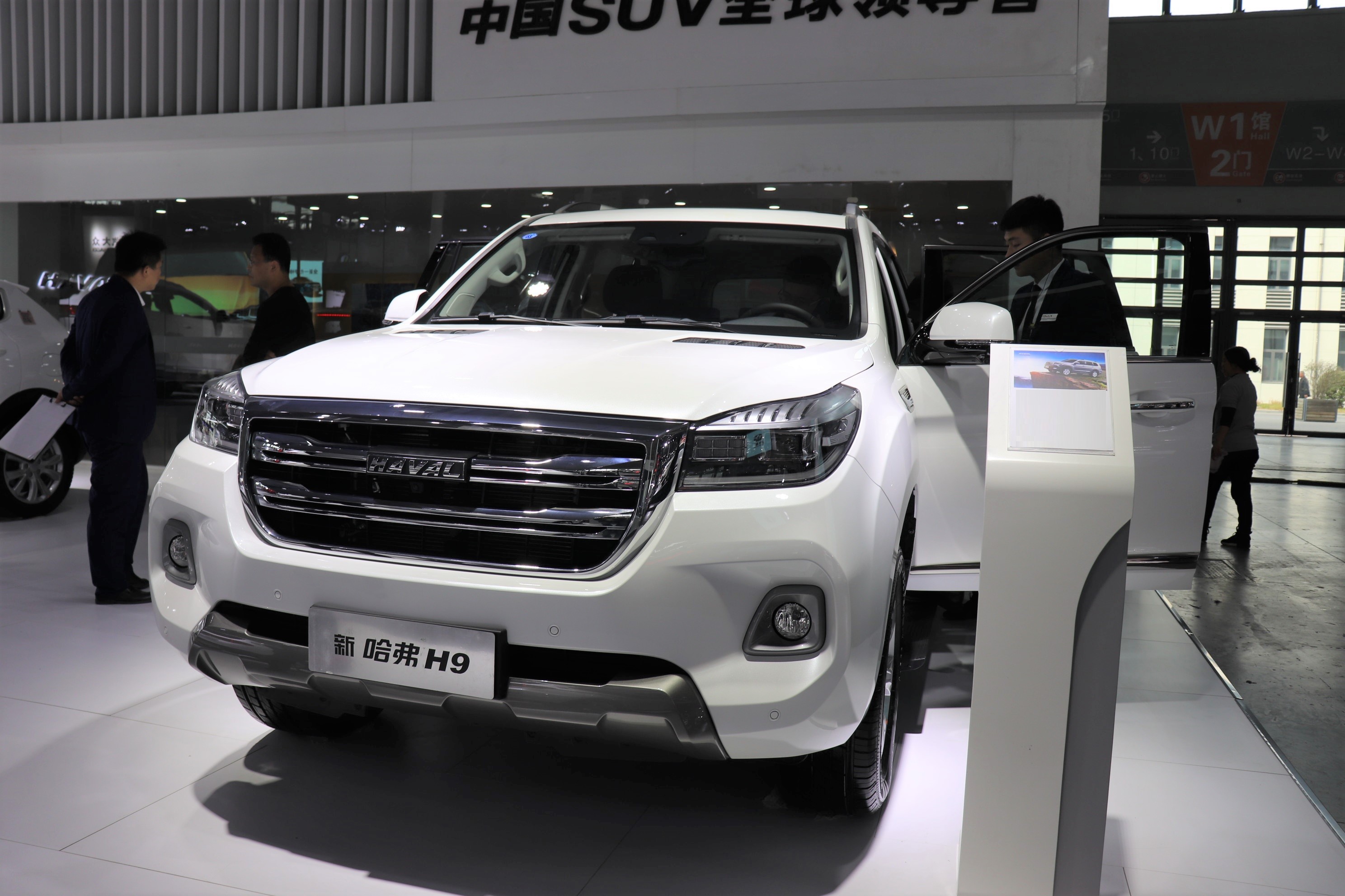 试驾哈弗h9,哈弗h9与普拉多驾驶感受区别