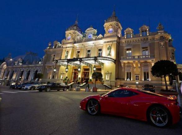 摩纳哥王妃格蕾丝礼服,摩纳哥王妃格夏琳惊艳礼服