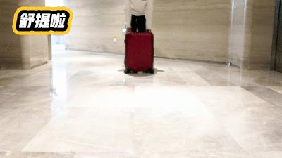 舒提啦1只旅行箱的革命，3年摔坏就换新，30米高空跌落测试合格