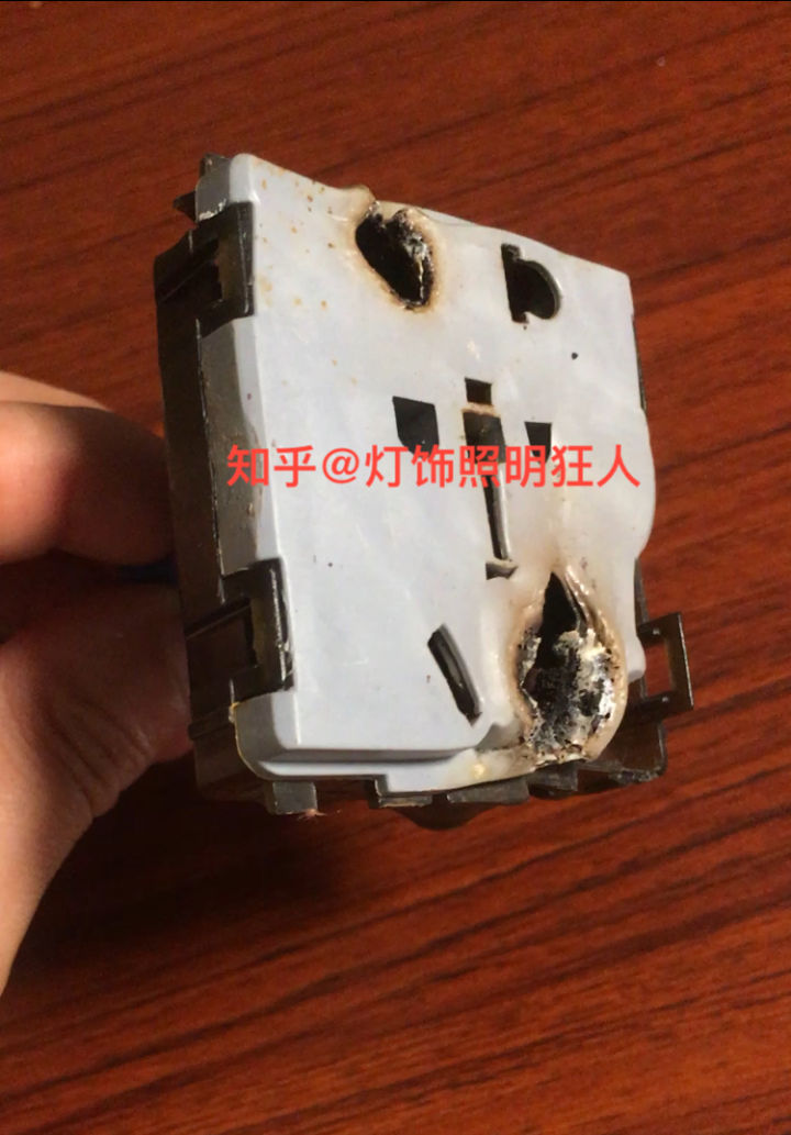 开关插座哪家强14款插座硬核测评,开关插座品牌推荐测评