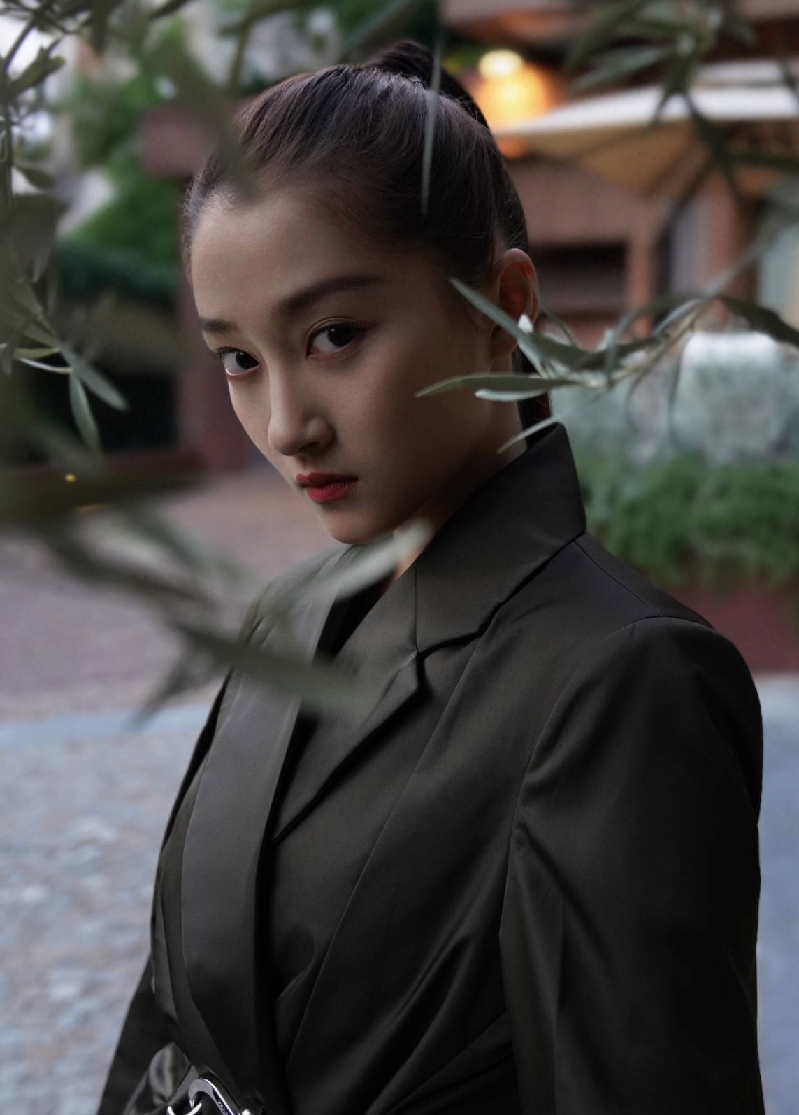 天生的美人胚子，脸上一般具有4个特征，淡妆浓妆都很好看