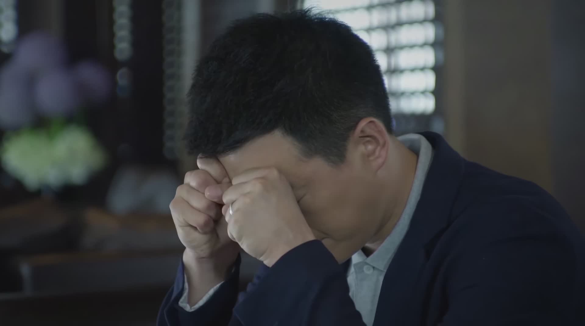 虎妈猫爸罗素不吃青菜,虎妈猫爸罗素吃不饱饭回家蹭饭