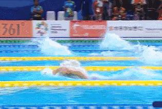 中游体育蝶泳教学视频初学者,蝶泳怎么游才能游得最快