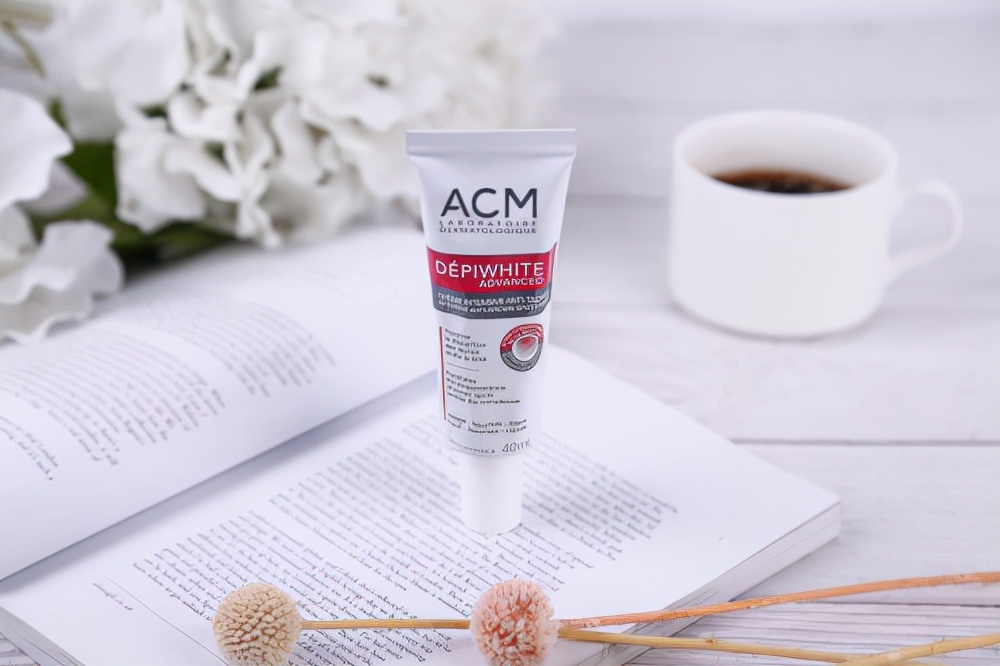 淡斑产品推荐李佳琦测评,爱诗魅亮肤淡斑精华霜李佳琦测评