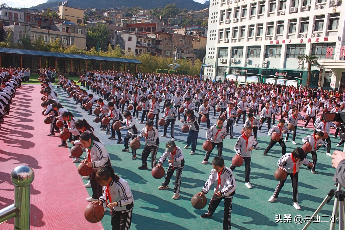 动感篮球操完整版小学,少年篮球操教学