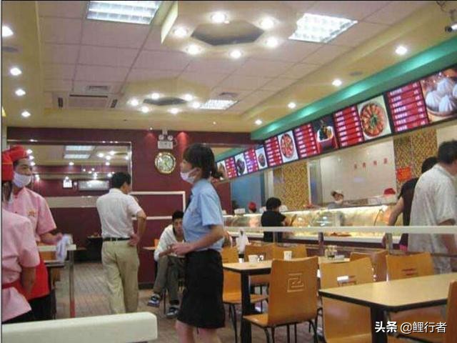 快餐店房租每个月2.5万，营业额每天6500元，能保本吗？