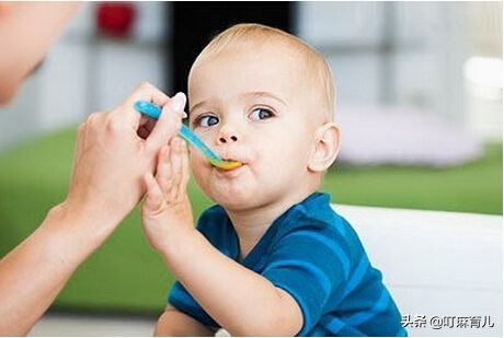 6-12个月宝宝发育标准及护理事项,6个月的宝宝发育应该注意什么