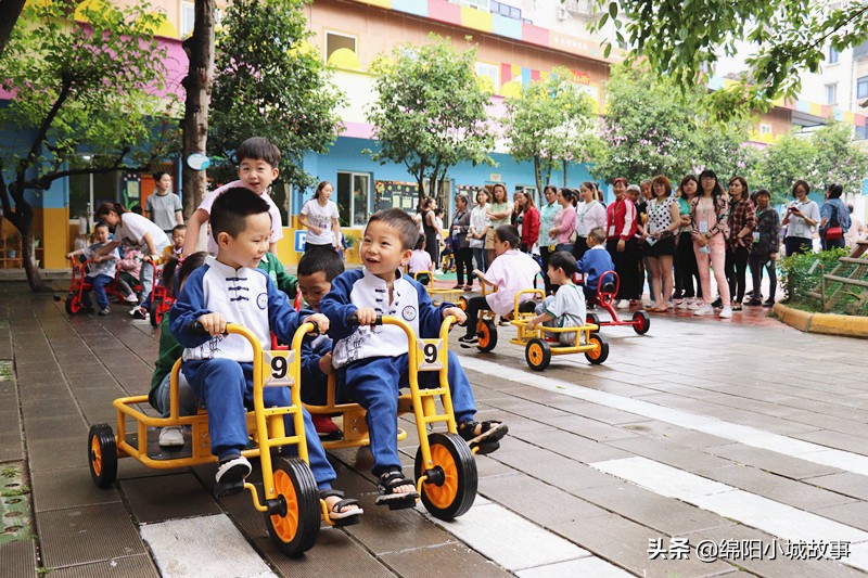 梓潼桂香路金太阳幼儿园,梓潼金太阳幼儿园六一现场直播
