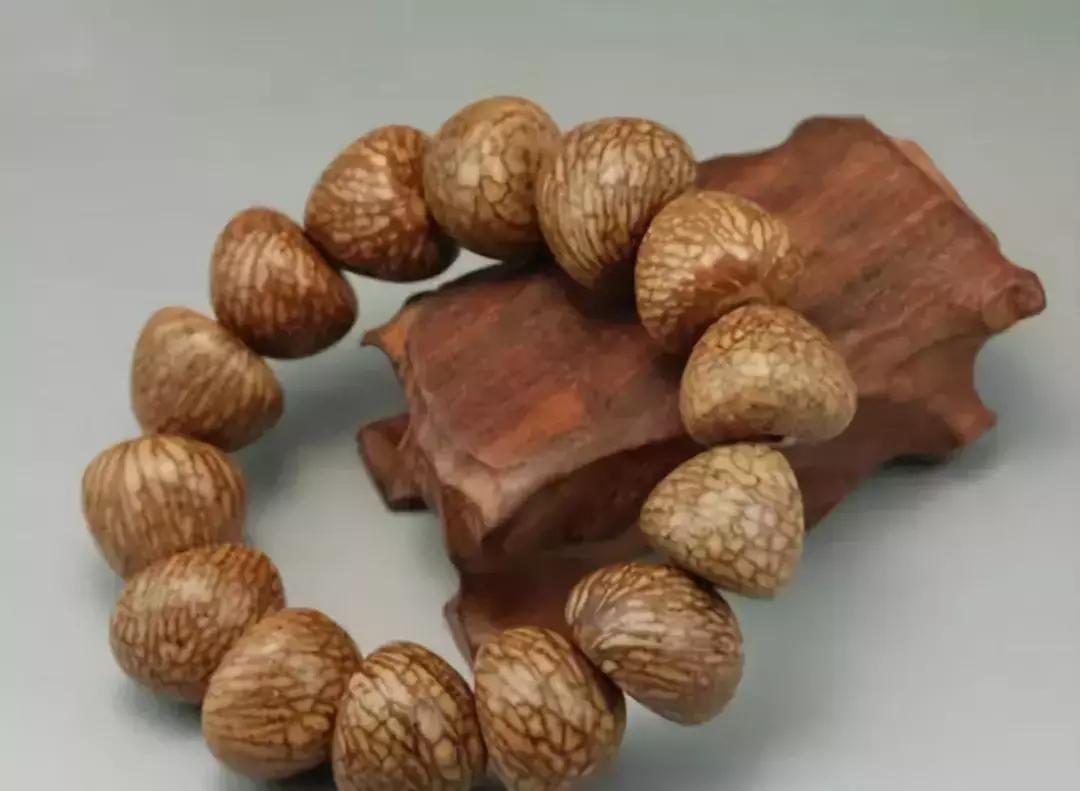 菩提108颗手串极品照片,千眼菩提手串变色图解