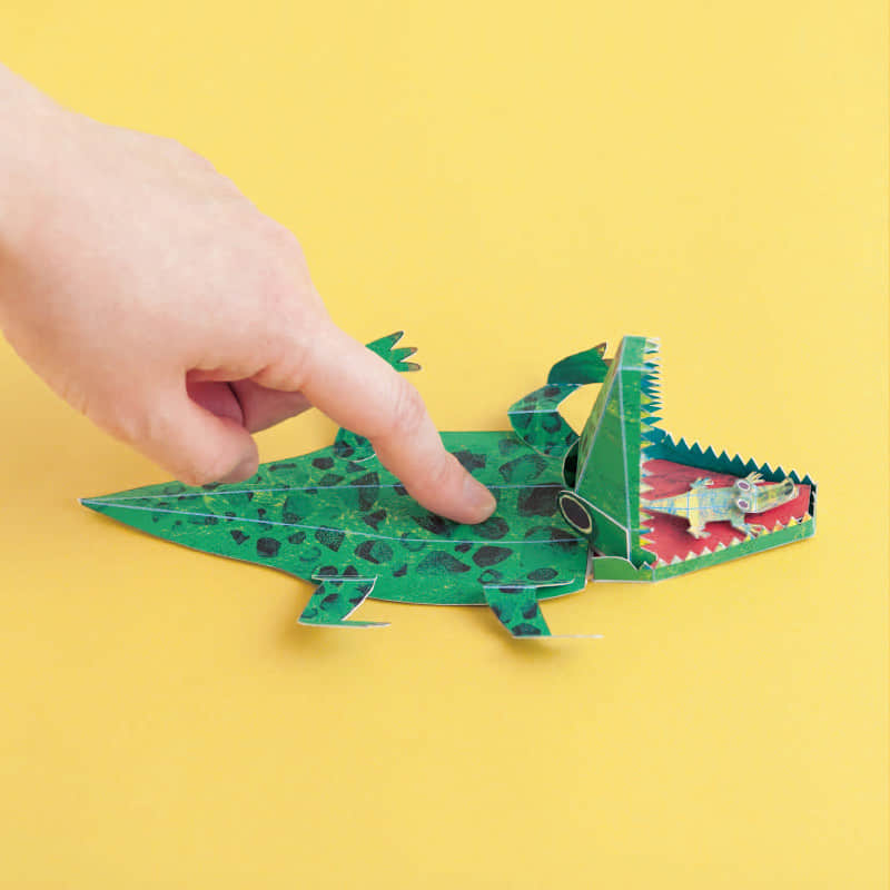 杭州95后小伙折纸山海经千纸鹤,日本折千纸鹤的纸