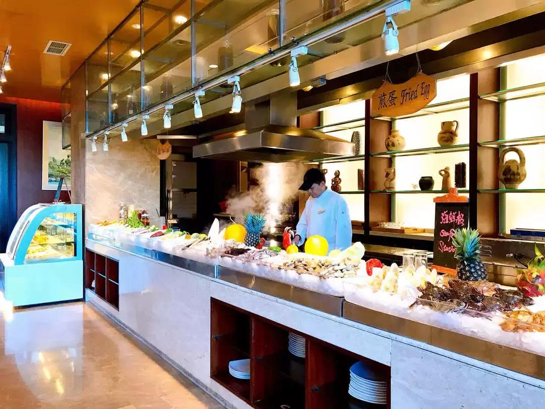 人均200的五星级酒店自助餐,金沙滩希尔顿自助餐138元