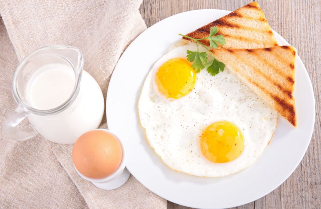 晚上吃什么水果能帮助减肥瘦身,减肥晚上喝酸奶好还是吃水果好