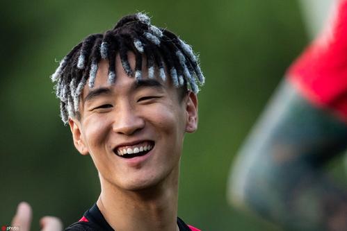 韦世豪！武磊接班人？除归化没人了？