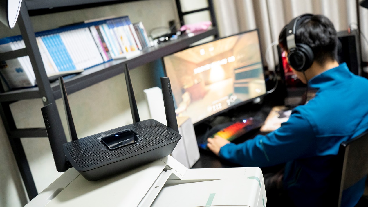 玩游戏总掉线你还能忍？中大户型无线网络覆盖之MR9000X组网实战