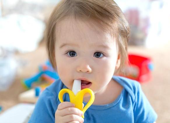 小孩子迟迟不会说话的原因是什么,宝宝不肯说话怎么引导