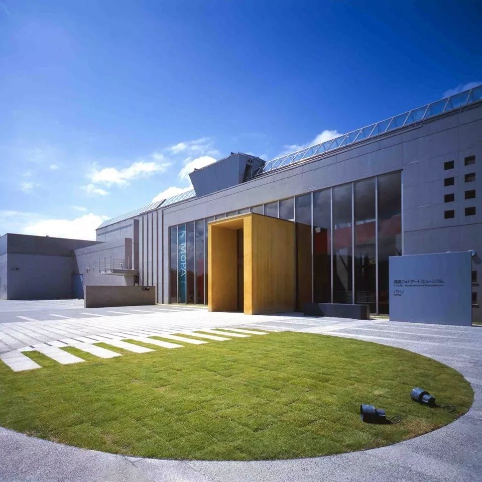 三岛由纪夫艺术,三岛由纪夫青年照