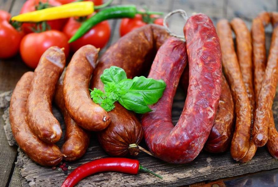 腊肠用的什么肠衣,腊肠外边的皮是什么