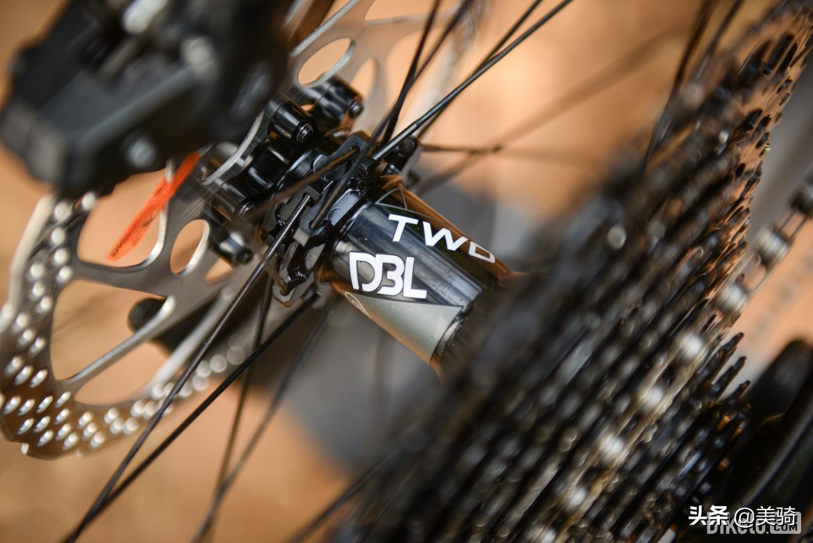 捷安特入门山地车测评,捷安特山地车公路车测评