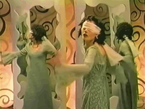 王菲经典广告照片,发几张王菲在90年代初做的广告