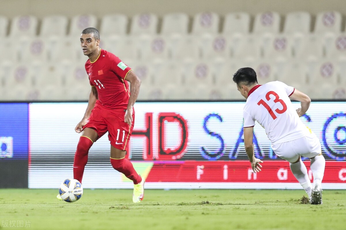 一起看国足,国足战术前瞻破釜沉舟敢于亮剑