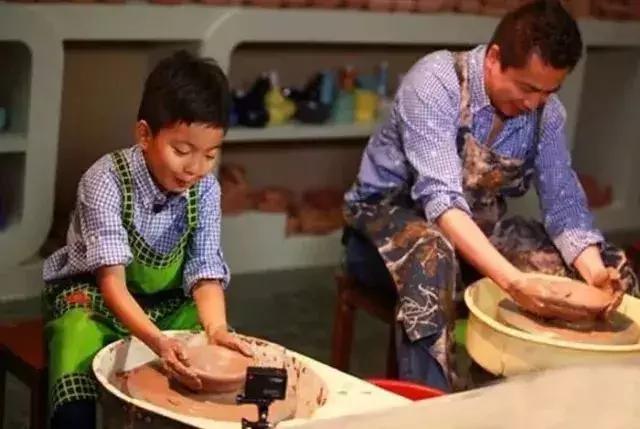 青春已经过去但回忆永远都在,青春已老童年不再只能回味