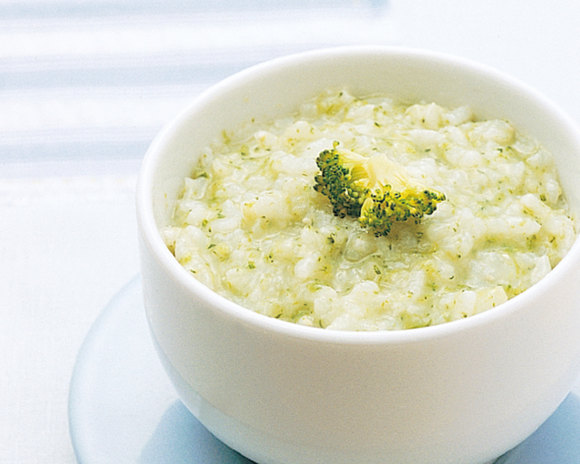 适合8个月长了两颗牙的宝宝辅食,宝宝辅食有助于牙齿生长