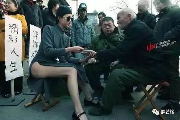 摆摊卖什么东西好一点,摆摊小吃什么东西最好卖