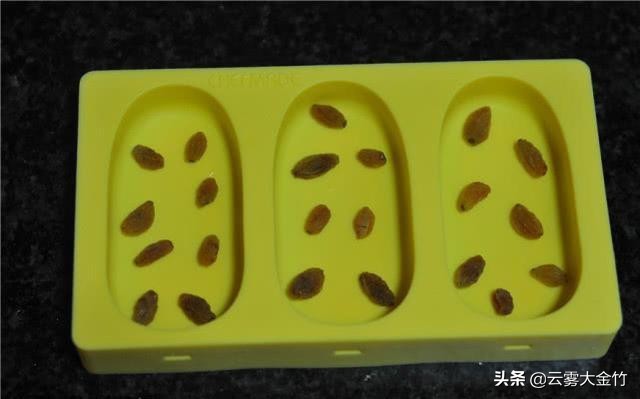 自制雪糕糯米粉纯奶的家常做法,自制糯米粉雪糕简易做法